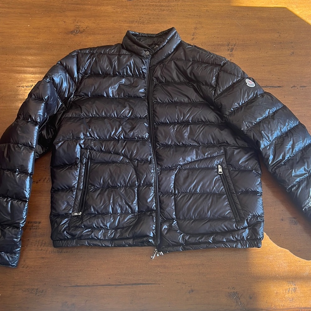 Black Moncler Puffer Coat Like New